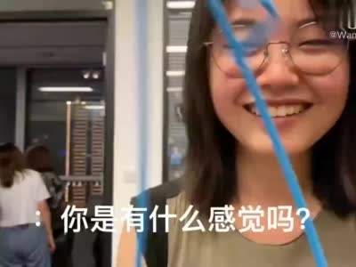 微博衣架套头挑战表情包高清gif分享1