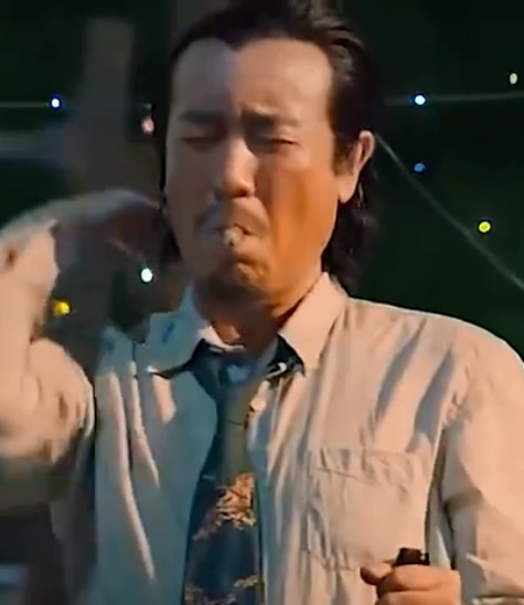 微信刘皇叔蹦迪表情包动图免费版1