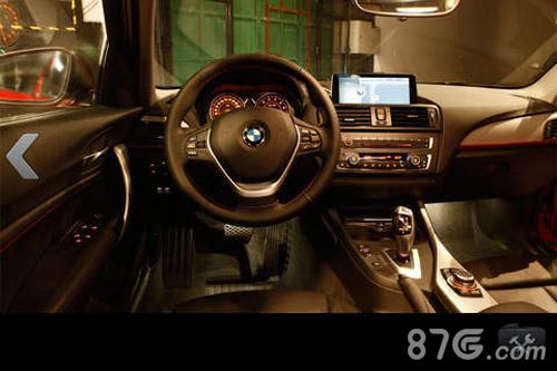 车内逃脱4：BMW1系谍影免费版3