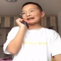 小朋友模仿老师接电话图片高清无水印免费分享